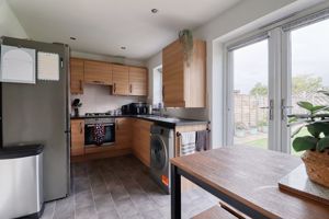 Kitchen/Diner- click for photo gallery